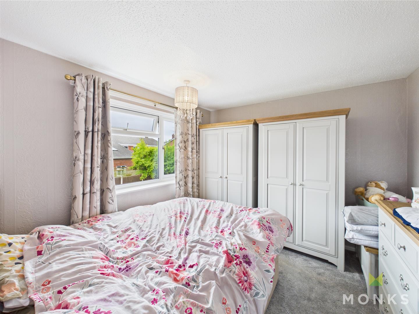 9 Preshenlle Lane, Oswestry, SY10 7UB For Sale